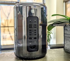 Apple Mac Pro A1481 6-Core Xeon E5-1650 V2 64GB RAM 1TB SSDFirePro D700 wifi