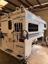 Lance Truck Camper 10’1