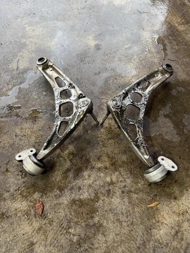 BMW E46 Convertible RWD Front Lower Control Arm SET 330ci 3 Series OEM - Image 2 of 4