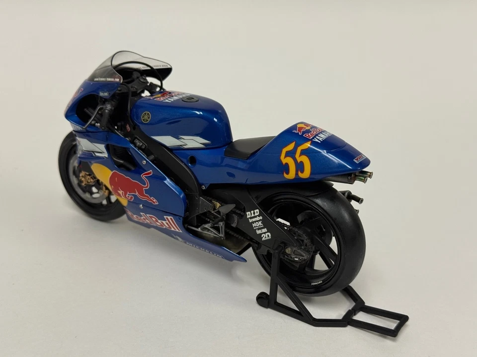 1/12 Tamiya  Yamaha YZR 500 from 1999 Moto GP of Regis Laconi ABG138 - Image 2 of 4