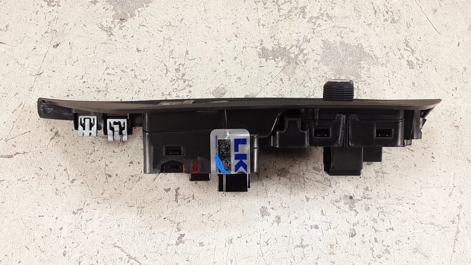 2024 道奇 Charger Daytona EV Drivers LH 前主窗开关原始设备制造商 LKQ — 第 2/4 张图片