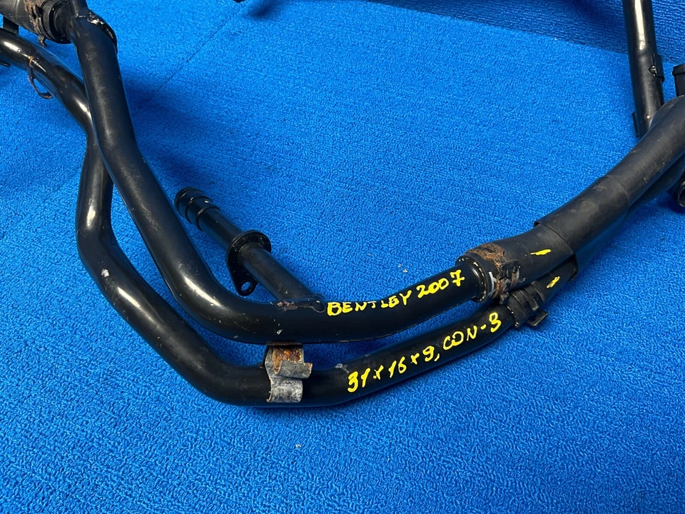 Juego de tubos de manguera de agua refrigerante Bentley Continental GTC 2006-2010 OEM Foto 3 de 4