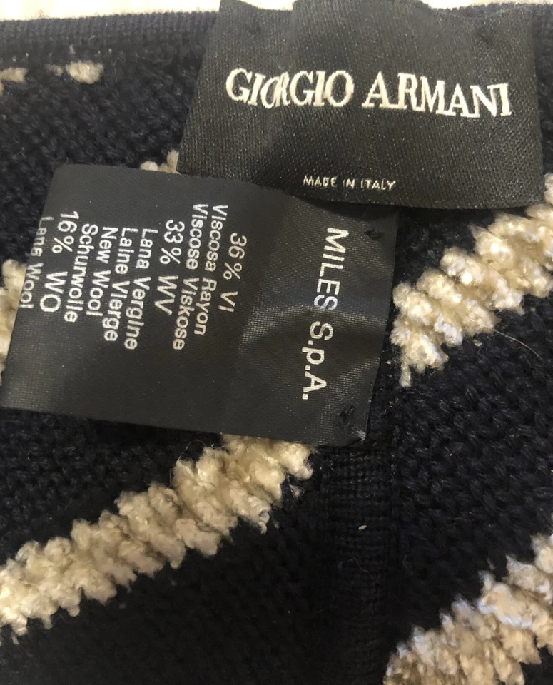 Giorgio Armani Wrap Shrug Shoulder Cover Black Stripe Wool Silk Knit 1Size Italy - Image 4 of 4