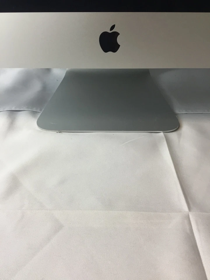 Apple iMac (L2013) 27" 3,4 GHz 8 GB 256 GB SSD Grado C Foto 3 de 4