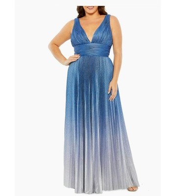 Mac Duggal V-Neck Ombre Pleated Gown Size: 16