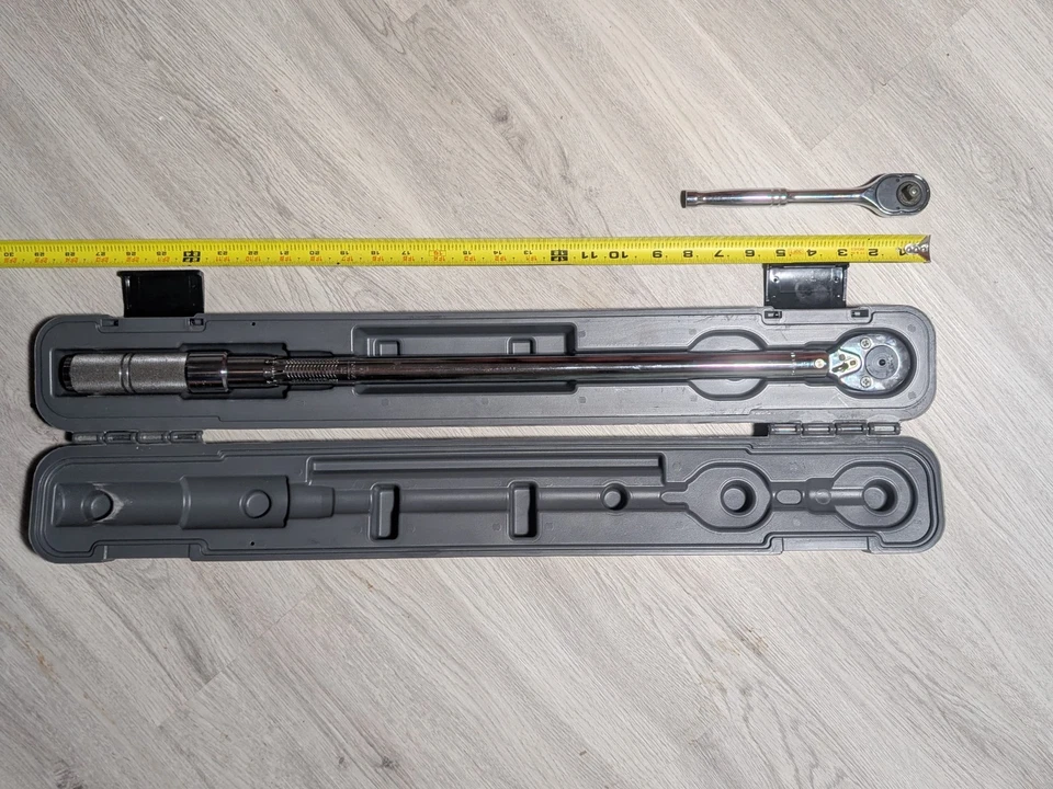 Proto 6014 NMC 1/2 Inch Drive Micrometer Torque Wrench with Case - Image 2 of 4