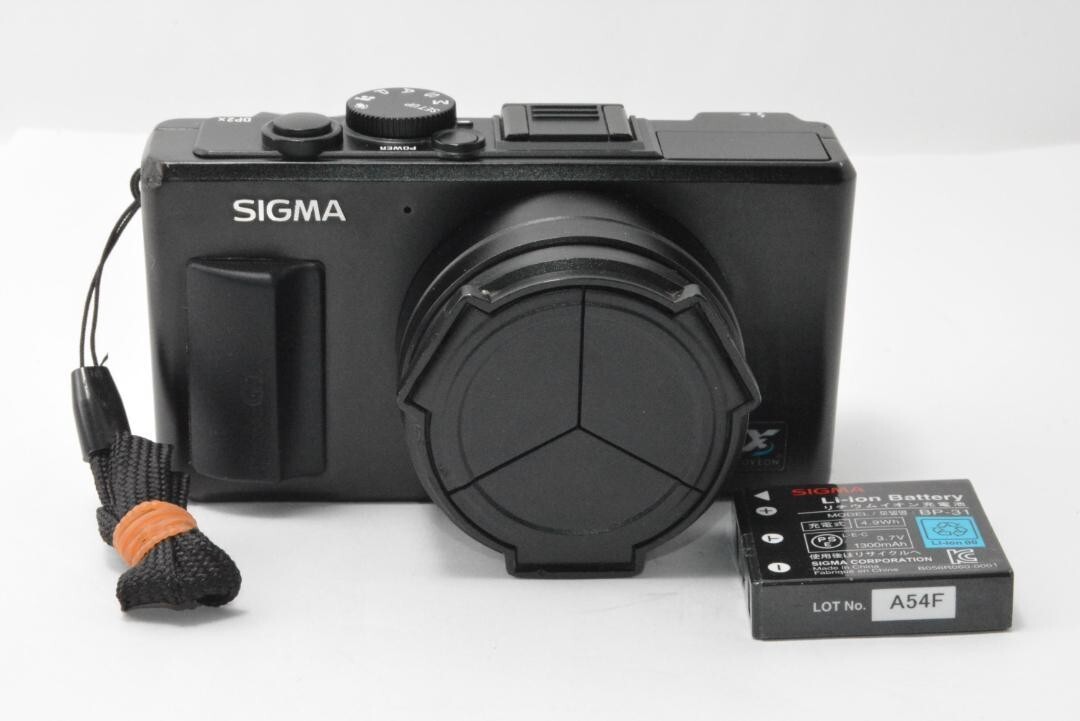 ☆美品 SIGMA DP2x シグマ コンパクトデジタルカメラ 動作未確認