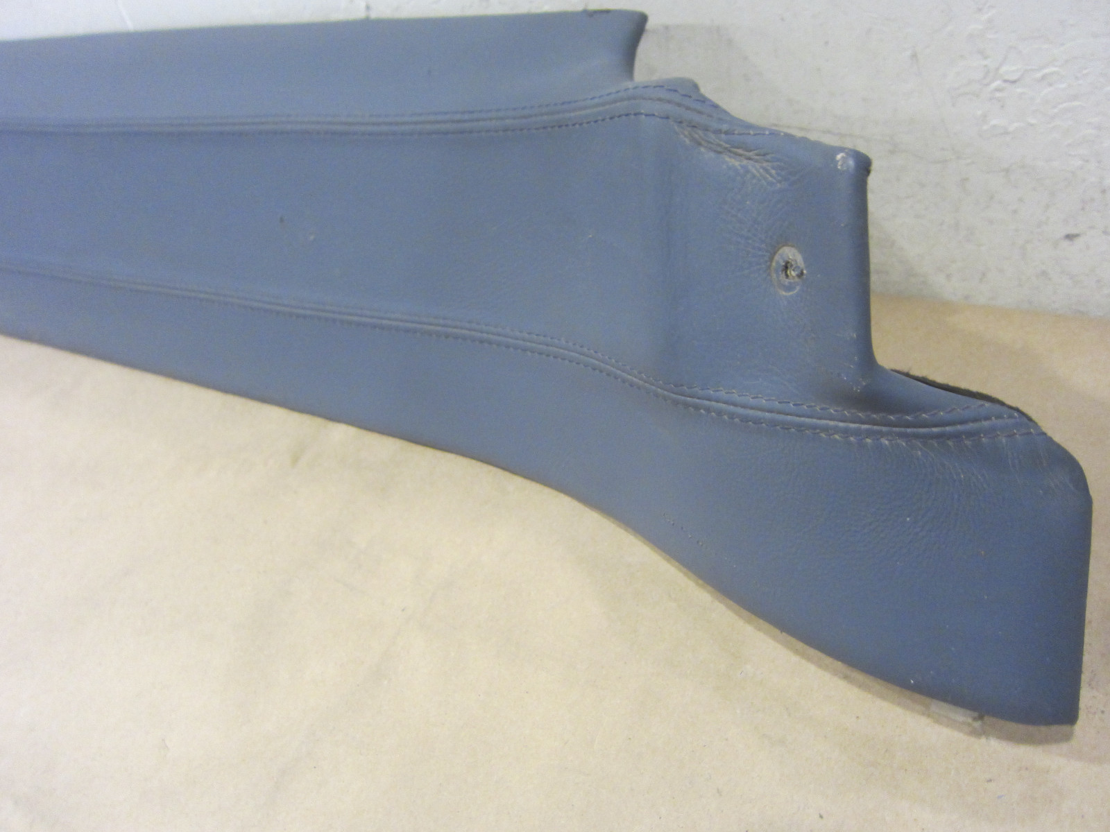 Ferrari 360 - Rear Upper Window Trim (Blue) - P/N  65870200