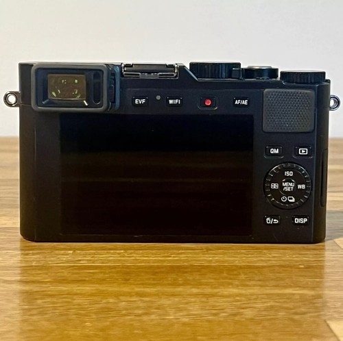 Leica D-LUX Typ 109 “Explorer Kit” Edition - Picture 7 of 19