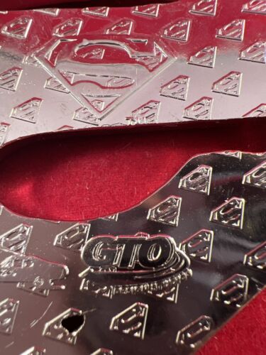 Superman Belt Buckle DC Comics 1990’s NOS Superhero Costume Logo Burgundy Color - Picture 4 of 5
