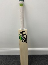 Kookaburra Kahuna Cricket Bat