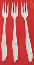 Mar-Crest 18/8 stainless Citation lot of 3 cocktail forks 5 5/8" NM polished