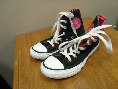 red high top converse junior