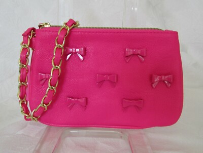 Portefeuille Betsey Johnson Rose Avec Nœud Et Chaîne - Fermeture éclair Tournante, En Simili Cuir - Neuf Avec étiquettes
