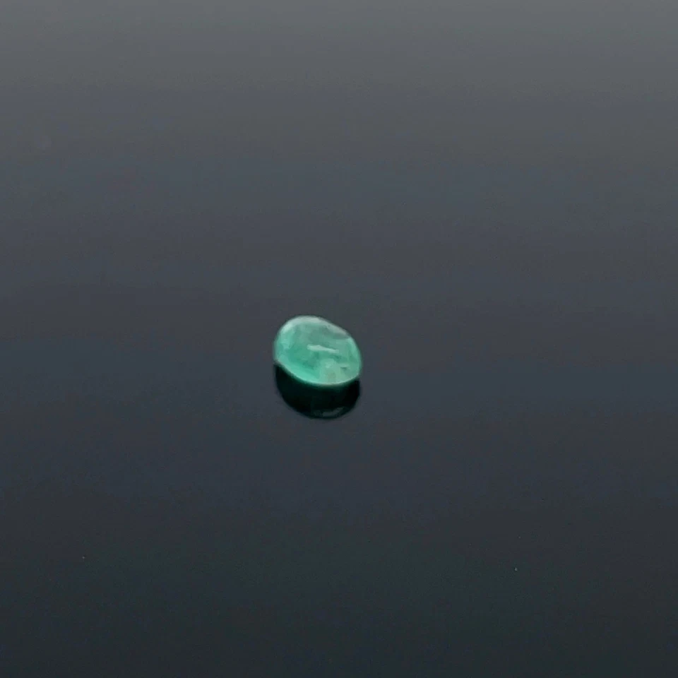 SAMMLERSTEIN SMARAGD CABOCHON CA. 0,25ct. SCHMUCKJAGD - Bild 3 von 4