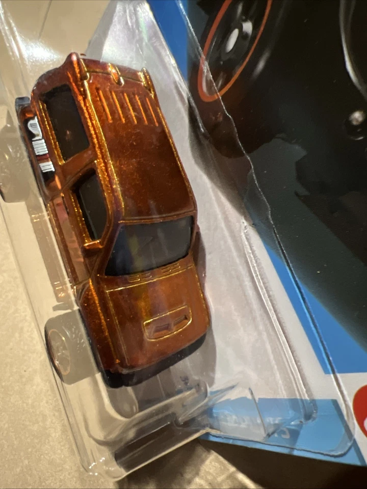 Hot Wheels Super Treasure Hunt Mitsubishi Pajero Evolution - HW J-Imports Foto 3 de 4