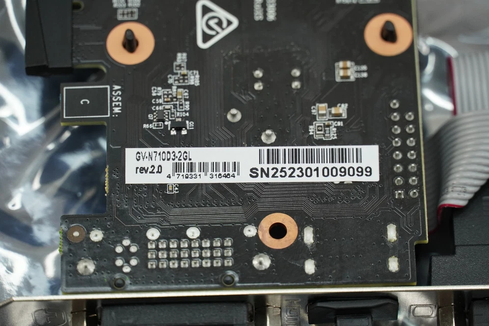 GIGABYTE 2GB RAM DDR3 SDRAM Video Graphics Cards GV-N710D3-2GL REV2.0 - Image 3 of 4