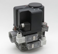 Gas Combi Regulator Honeywell VR434 Gas Valve Combination Valve 1 1/4" Without Outlet Flange