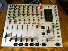 Behringer Pro Mixer DX 1000