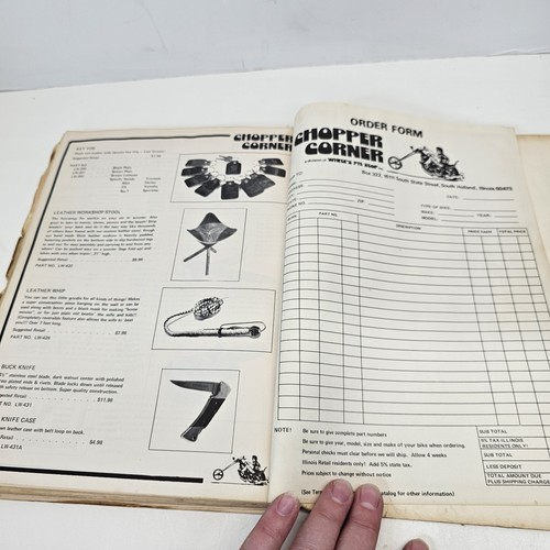 Chopper Corner Manual by WHITE’S PIT STOP 1975 Catalog Magazine - Foto 10 di 11