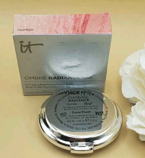 It Cosmetics Ombre Radiance Blush Coral Flush 0.38 oz New In Box - Image 4 of 4