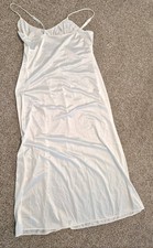 Vanity Fair Womens Cream Nylon Full Slip Dress Adjustable Straps Size 34 10-717