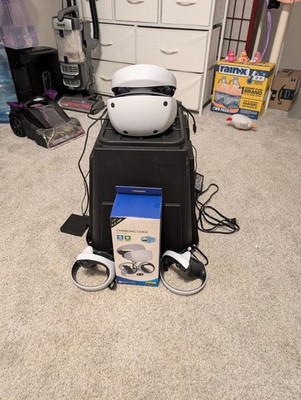 Sony PlayStation VR2 Headset White Black USB-C with Controllers & Charging Dock