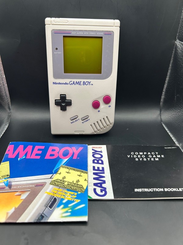 Nintendo Game Boy + carry bag  Grey Handheld System DMG-01 VGC