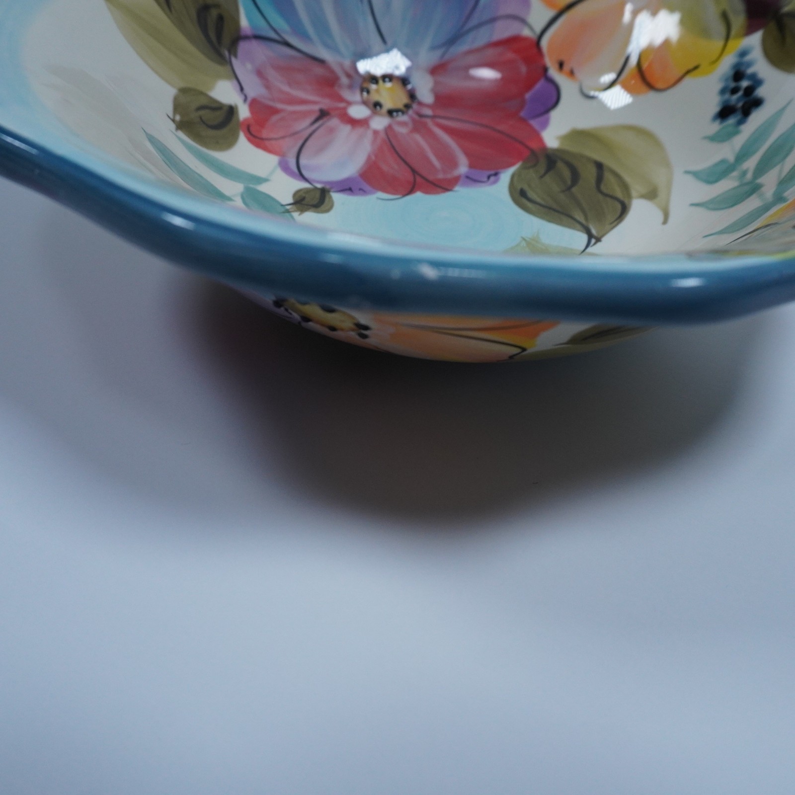 Gibson ELITE floral Crazy Daisy Cereal Soup Collector Bowl Scalloped