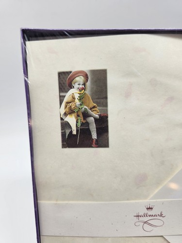 Vintage Hallmark Stationary Set 32 Sheets 16 Envelopes Child Smelling Flower NOS - Picture 2 of 6