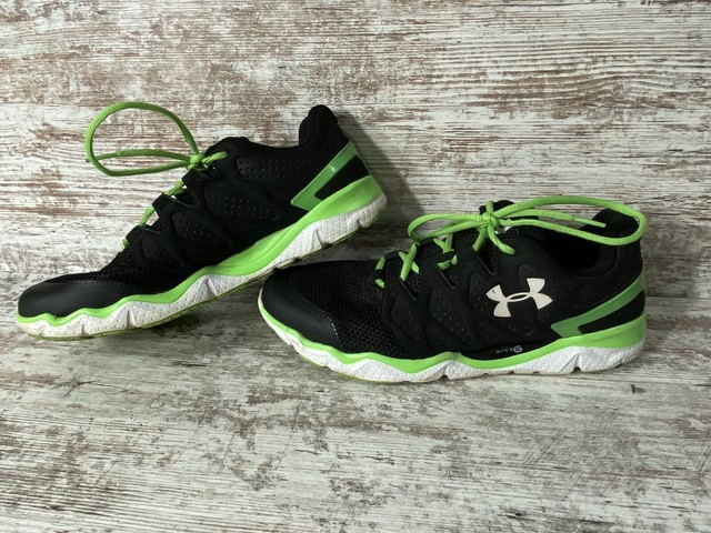 under armour micro g gridiron trainer