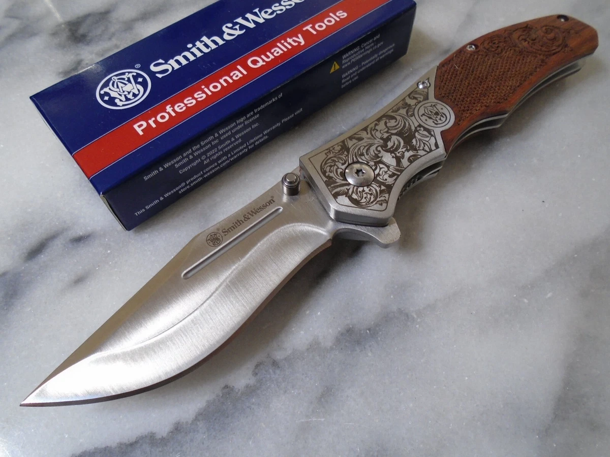 Smith & Wesson Unwavered Assisted Open Pocket Knife Fancy Folder