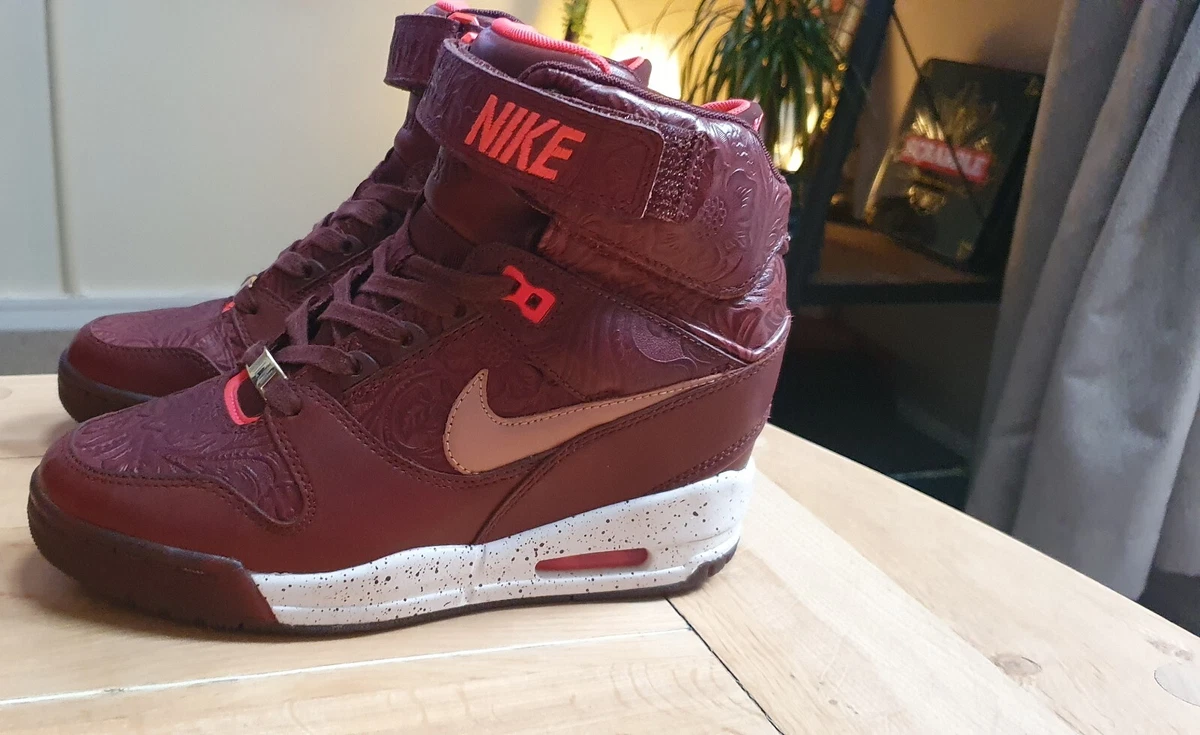 Nike sky high clearance revolution