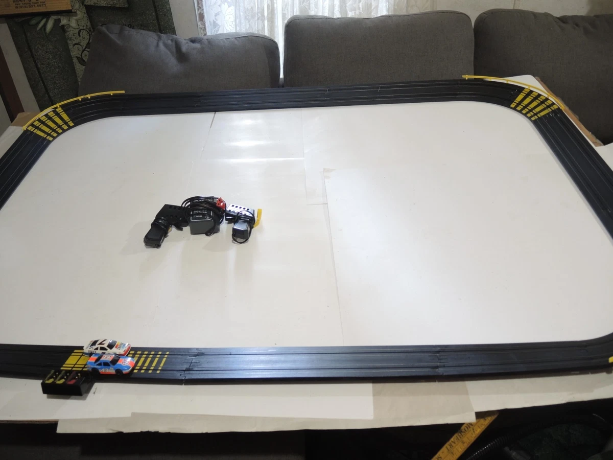 TYCO HOスロットカー2台 CABIN IMPUL 伊太利屋 実動 TYCO HOスロット