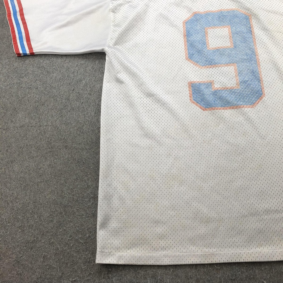 Vintage Tennessee Oilers Jersey Mens Medium NFL Steve McNair Logo
