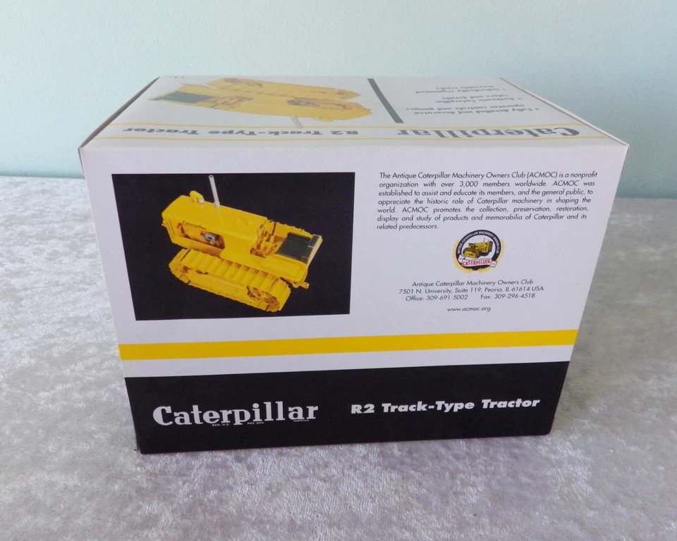 New SpecCast Caterpillar R2 Track-type Tractor NIB yellow CAT 1:16 diecast ACMOC - Image 3 of 4