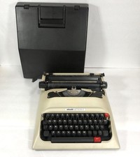 Olivetti 12 typewriter, vintage, made in Spain thumbnail