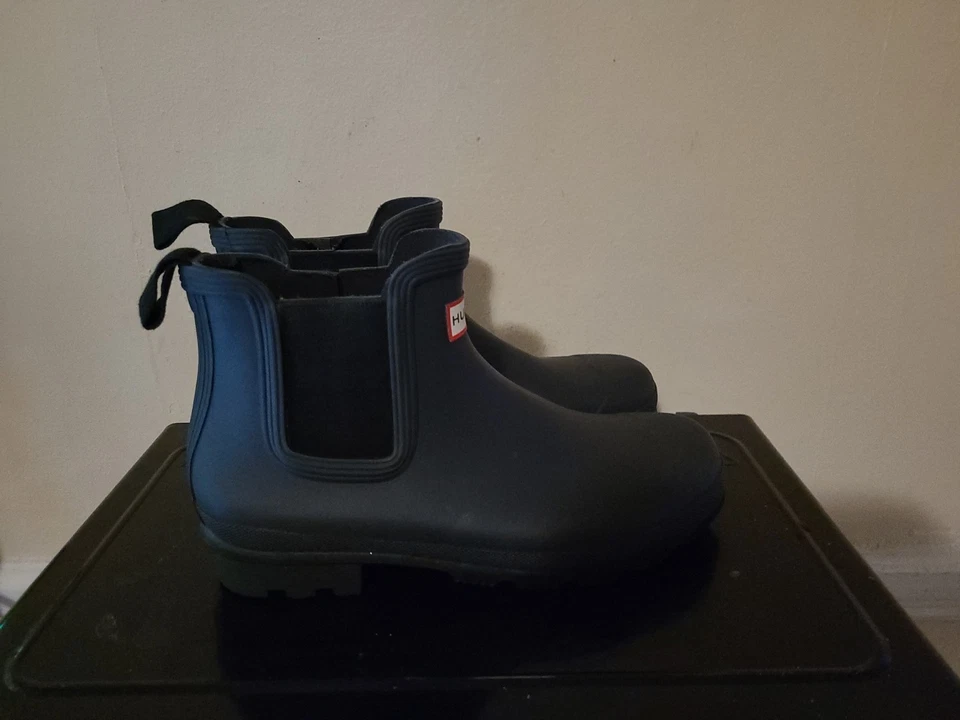 Hunter WFS2006RMA-BLK Chelsea Bota de Lluvia para Mujer, Talla US 8 - Negra con Borde Gris Foto 2 de 4