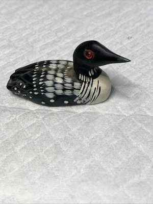 Vtg. Hand Crafted Wood Loon Figurine #259 (C11)