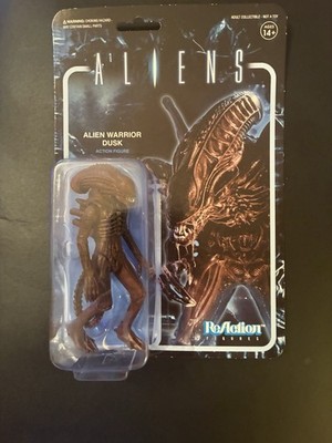 Alien Warrior Dusk - Aliens Super7 ReAction Figure