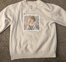 Taylor Swift 1989 Taylor's Version Crewneck Sweatshirt Beige Size S EUC Birds