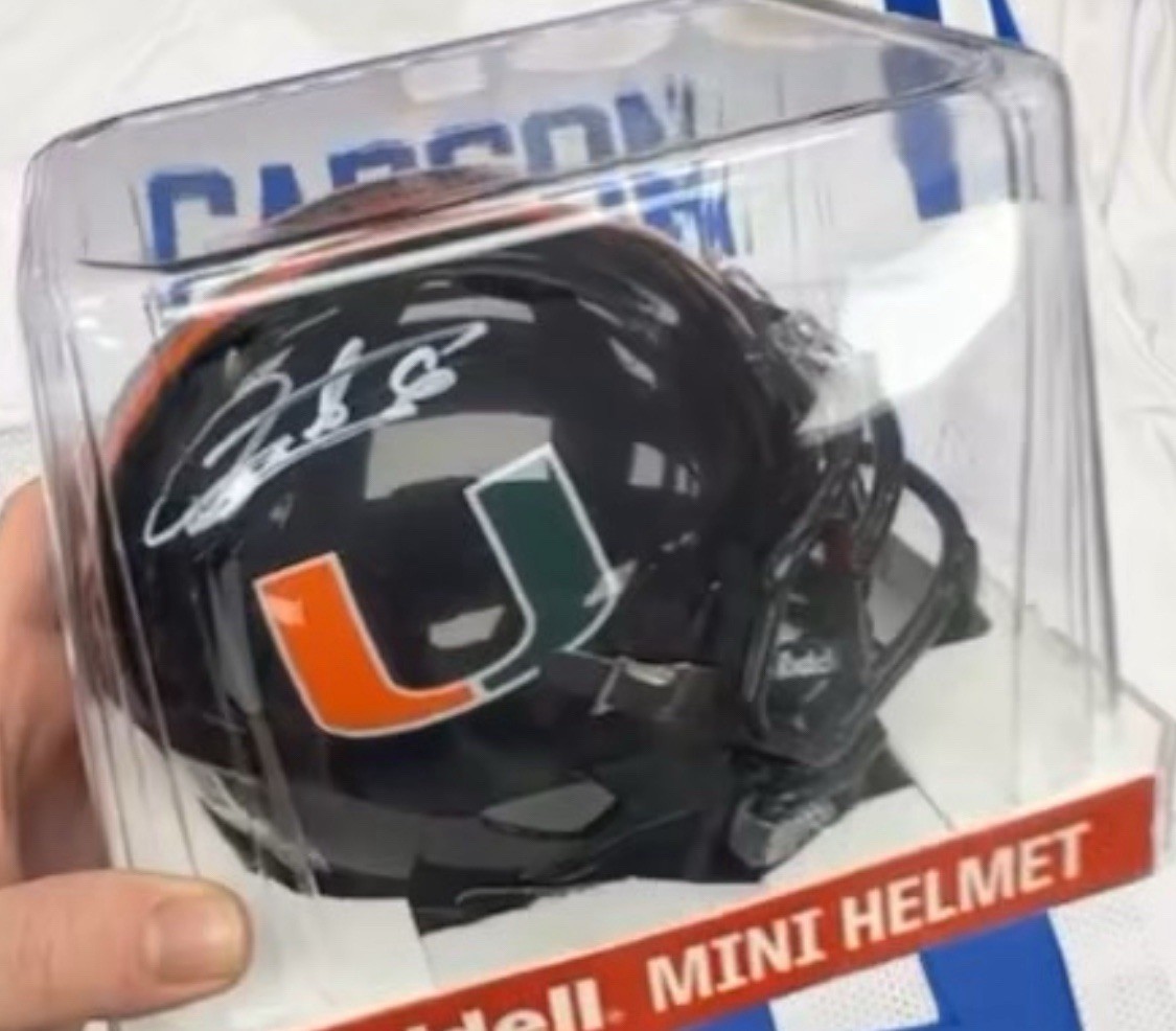 Santana Moss Autographed Signed Miami Hurricanes Miami Hurricane Mini Helmet 