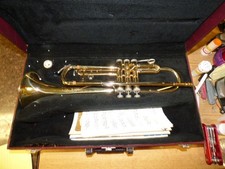 Holton T602 USA Trumpet With 7C Mouthpiece and Hardshell Case