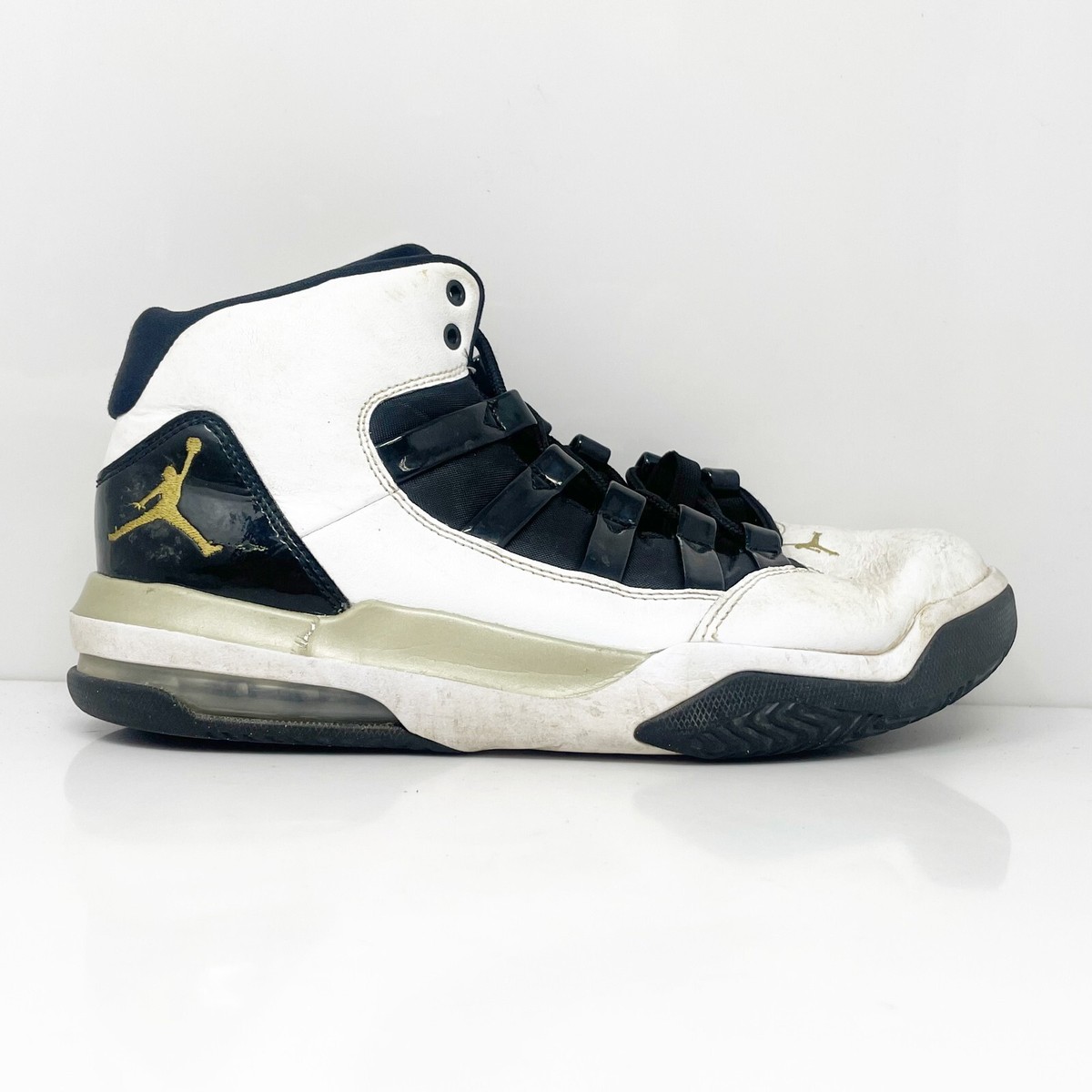 Nike Mens Air Jordan Max Aura AQ9084-107 White Basketball Shoes