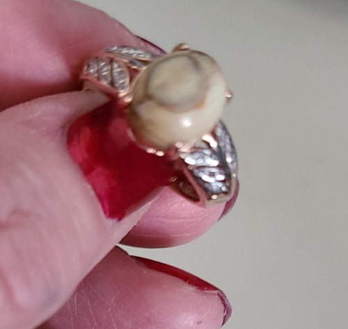 Ladies Rare Natural Hawaiian Coral Ring 14k Rose Gold - Picture 2 of 4