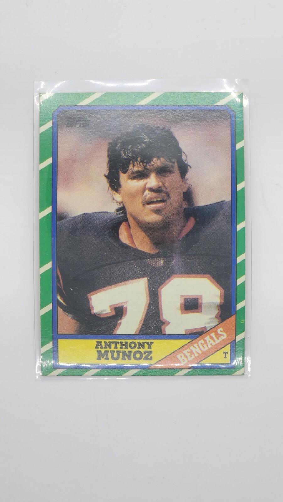 1986 Topps #261 Anthony Munoz Cincinnati Bengals EX