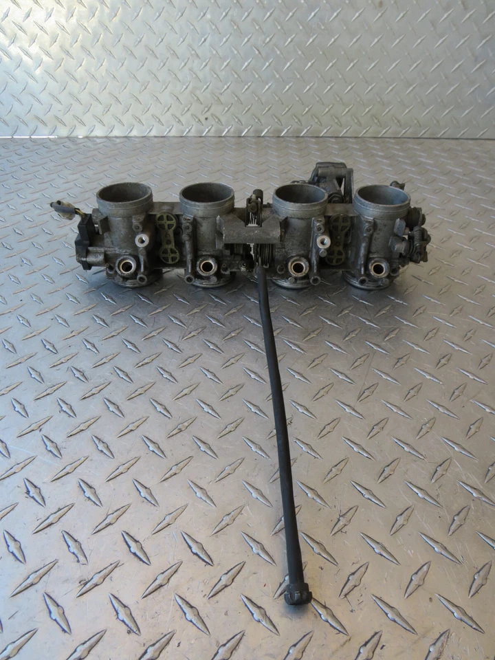 Kawasaki ZX-10R ZX10R ZX10R ZX10 2005 05 carrocería de acelerador Ninja Foto 3 de 4