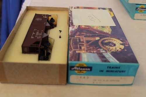 Tolva R/S Athearn 34' escala HO, New York Central, marrón, #834592 -- 5443 | Zustand: New