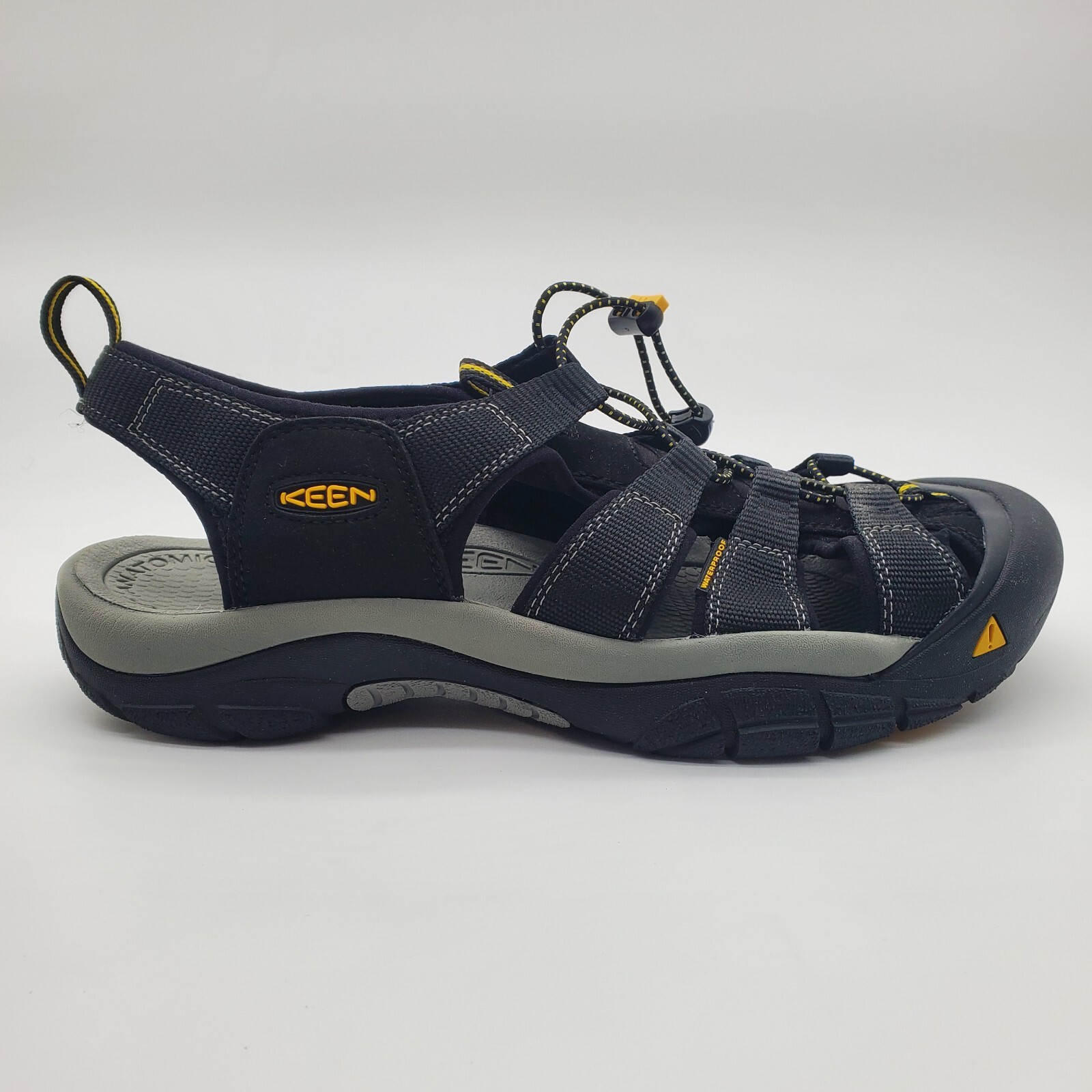 KEEN Men's Newport H2 Waterproof Sport Sandal Black Size 13 Closed