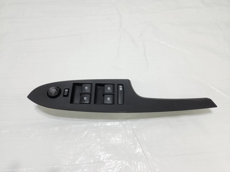 2014-2016 Cadillac ATS Master Door Power Window Switch Front Left Driver Side - Image 4 of 4